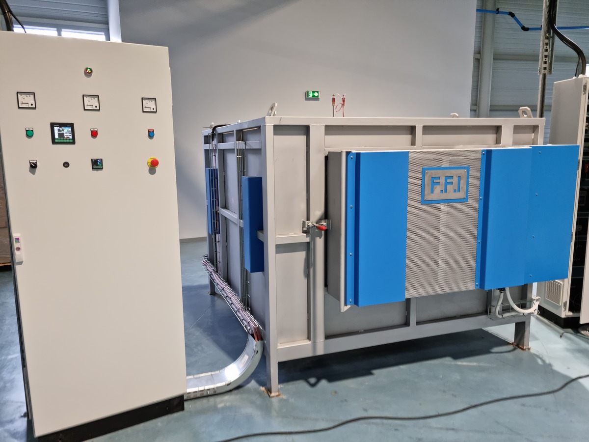 Réalisation de deux fours sur mesure pour la fabrication de pièces en titane